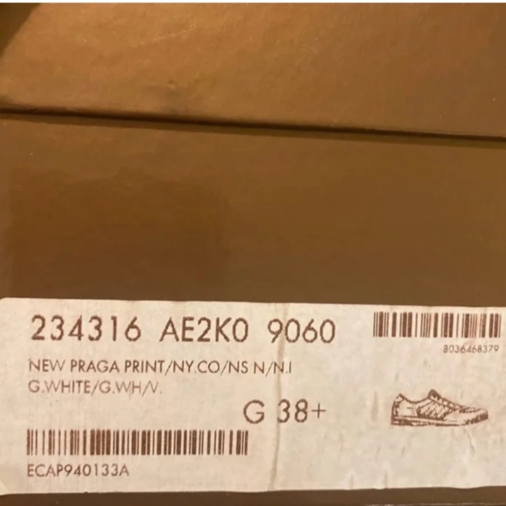 VINTAGE RARE GUCCI 1984 Tennis Classics ( New In Box) 38.5 EU ( US 7.5/8) - Picture 6 of 16